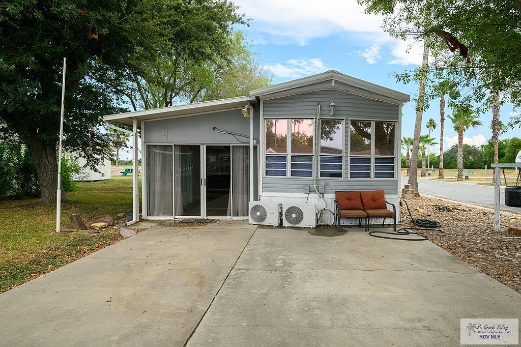 117 Mississippi River Blvd