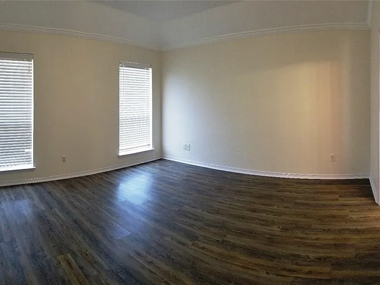 100 Commonwealth Cir — Photo 10