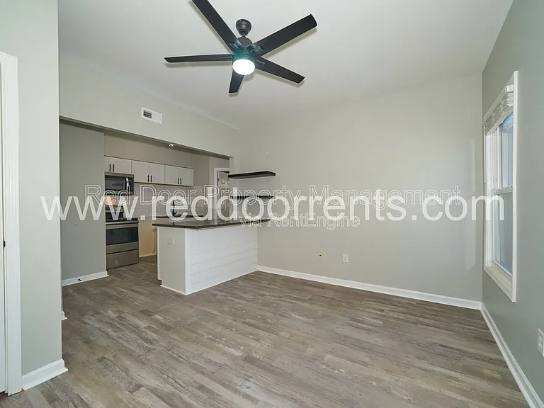 1337 E Market St #5 — Photo 10