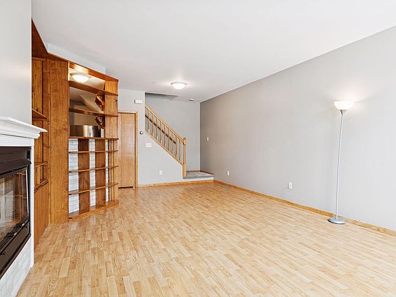 3rd image of 8853 Branson Dr #28