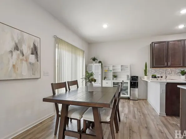 8512 Stillwater Rd #8512, Wonder Lake, IL 60097