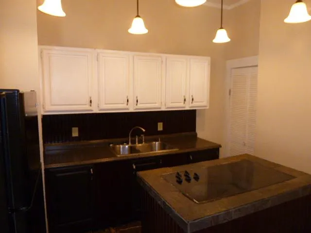 416 S Adams St — Photo 6