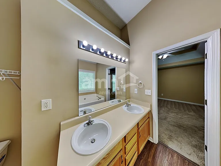 356 McMillan Rd — Photo 9