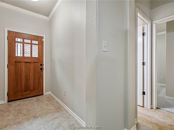 3rd image of 4335 Dawn Lynn Dr
