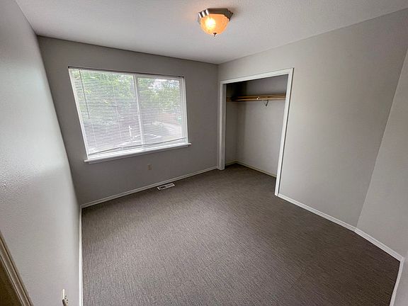 5th image of 5011 N Syracuse St APT B
