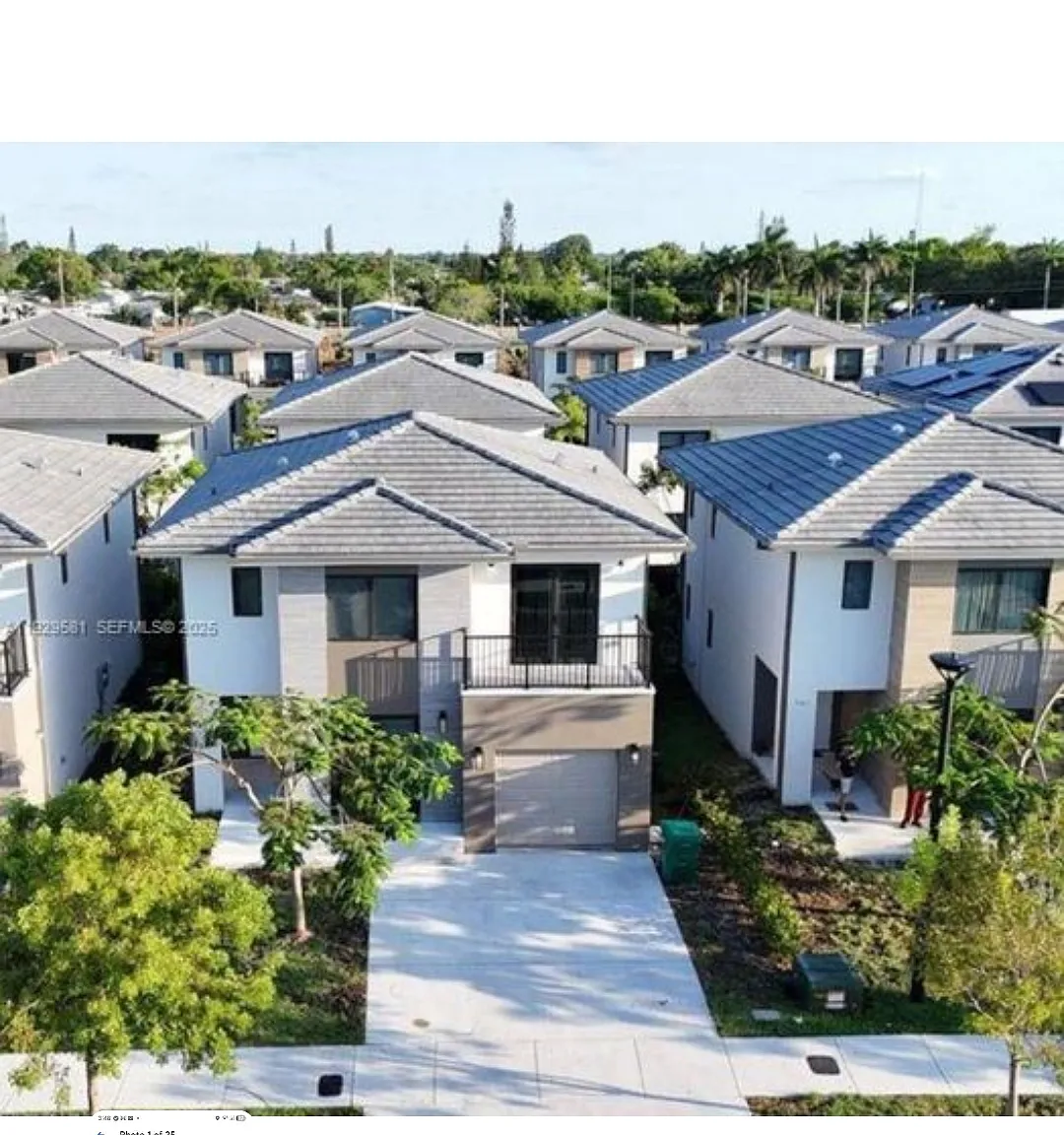 NW 2nd St, Florida City — Photo 1