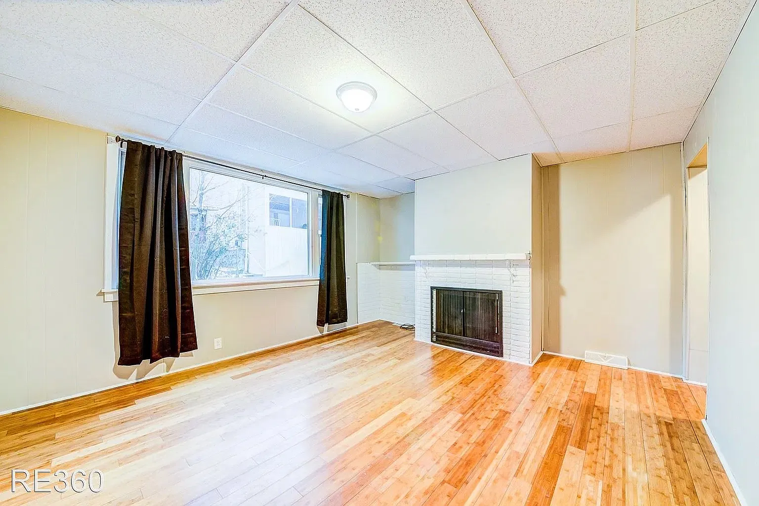 3 bed, 1.5 bath, 1350 sqft, $1,485 — Photo 1