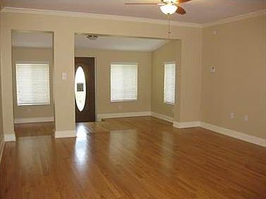 5th image of 1100 NE 121st St
