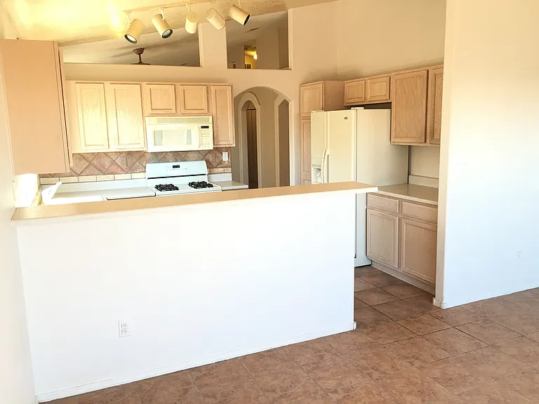 5924 Full Moon Ave NW — Photo 9