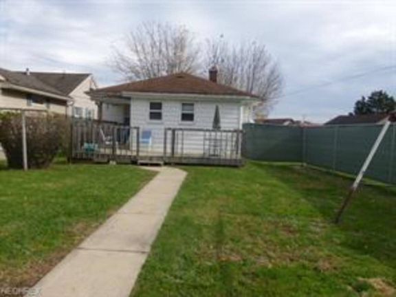 5th image of 1212 Woodlawn Ave