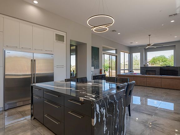 5th image of 11106 E MEADOWHILL Drive