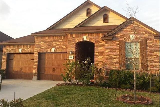 1st image of 916 Oatmeal Dr