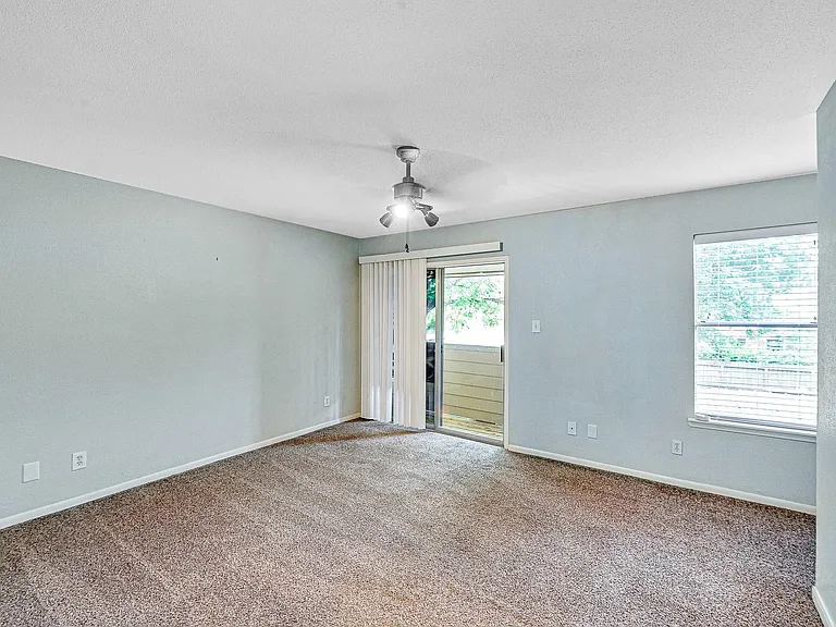 1500 Sandy Springs Rd #35 — Photo 19