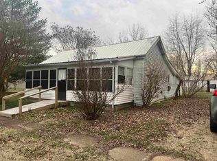 315 Chestnut St, Sacramento, KY 42372