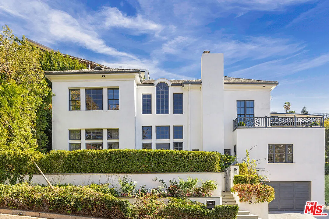 5 bed, 7.0 bath, 4656 sqft, $35,000 — Photo 1