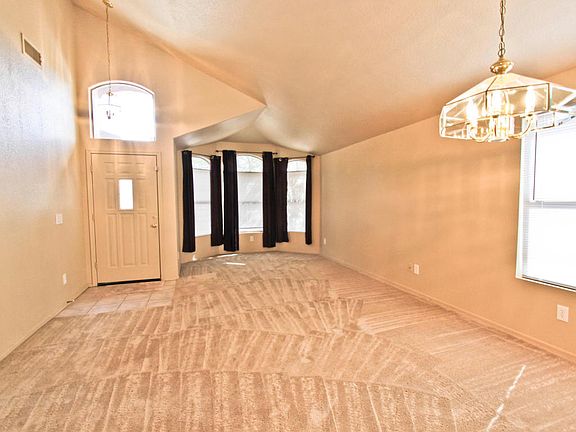 3rd image of 4409 E Melinda Ln