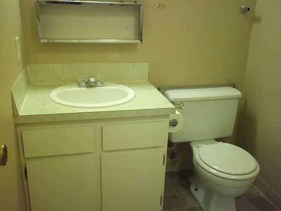 Main Level Bath