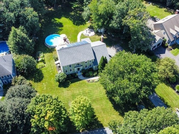39 Fatherland Dr, Newbury, MA 01922