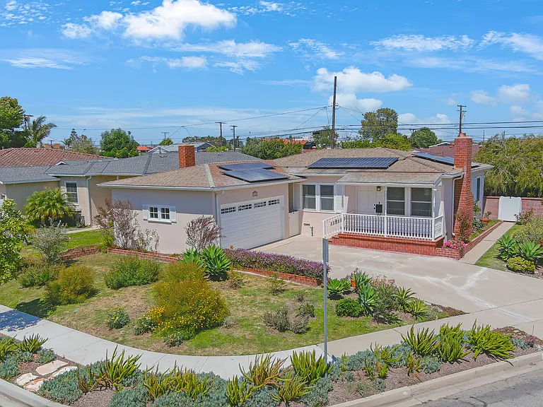 22826 Marjorie Ave — Photo 40