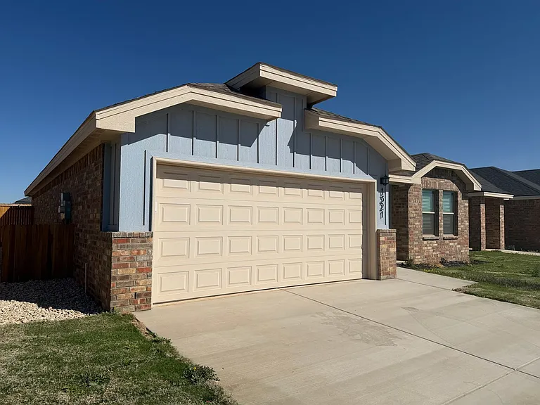 1321 Hogback Way — Photo 24