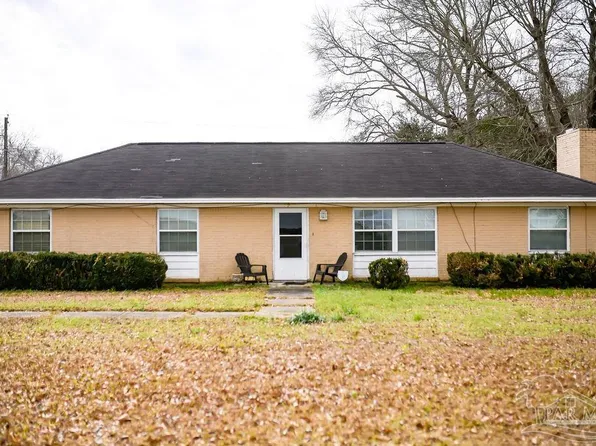 797 Woods Rd, Atmore, AL 36502
