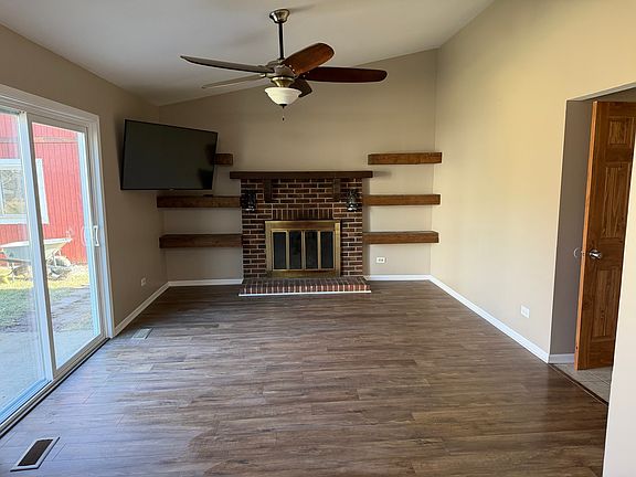 5th image of 776 W Appletree Ln