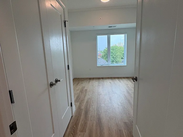 351 Hill St #519 — Photo 8