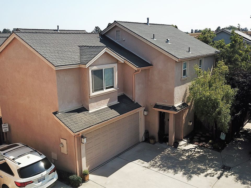 1st image of 226 S Oakglen Ave