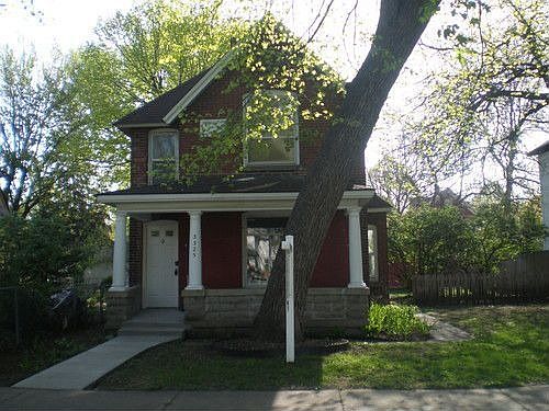 2nd image of 3325 17th Ave S