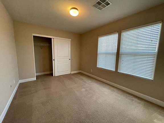 5th image of 10479 Winter Grass Dr