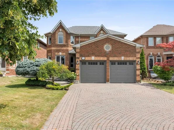 6859 Summer Heights Dr, Mississauga, ON L5N 7E7