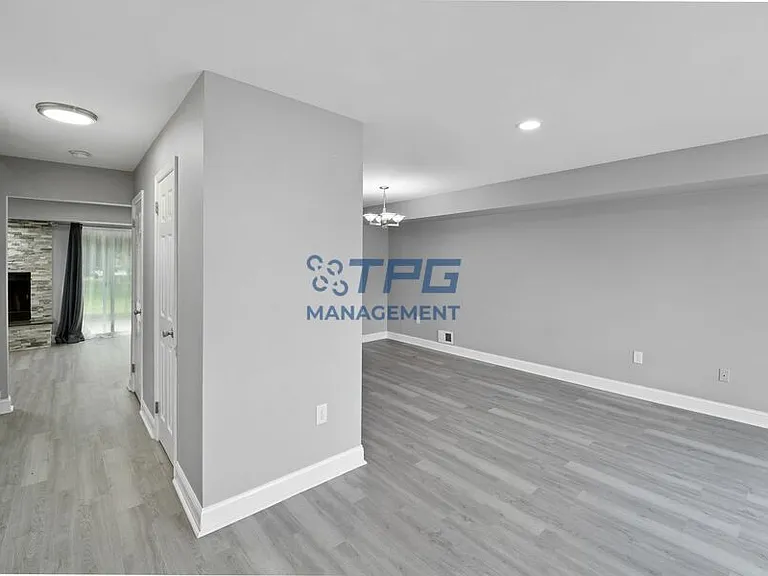 269 Hazlitt Way — Photo 3