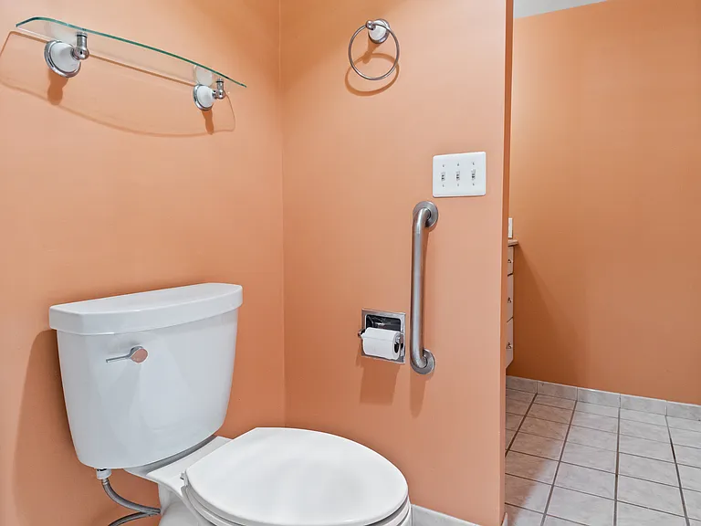 8370 Greensboro Dr #1004 — Photo 16