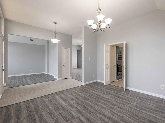 5th image of 2400 Shiloh Ln