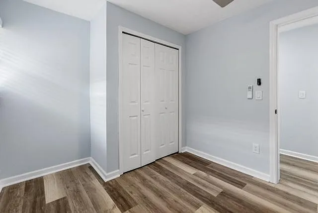 2410 E Columbus Dr — Photo 16