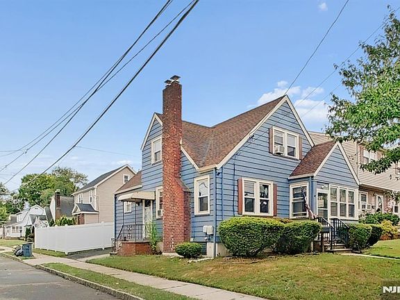 2nd image of 67 Liberty Ave