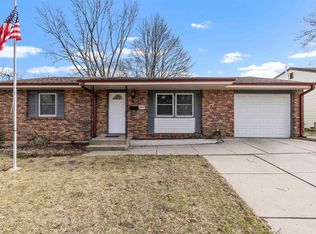 3009 Pleasant View Ave, Rockford, IL 61108