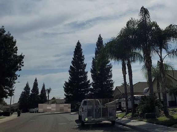 5th image of 2329 S Beech Dr