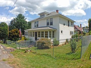 309 Williams St, Narrows, VA 24124