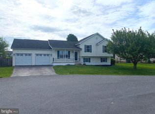 172 Jack Rabbit Ln, Ranson, WV 25438