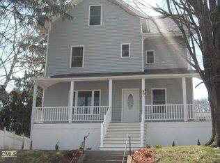 90 Myrtle St, Shelton, CT 06484