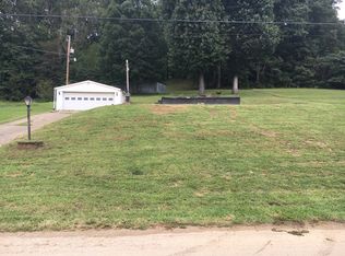 1907 Pershing Ave, West Portsmouth, OH 45663