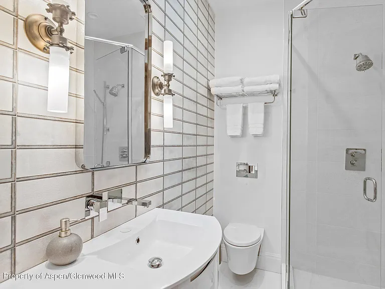 800 S Mill St #306 — Photo 8