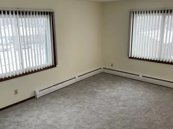 Evergreene Apartments, 17-33 7th Ave SE #33-101, Osseo, MN 55369