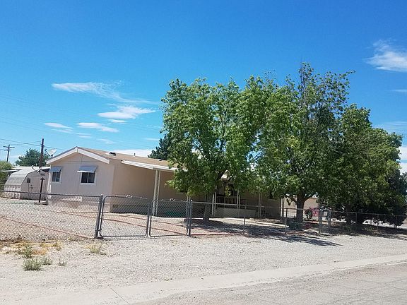 2nd image of 920 N Mesa Ave
