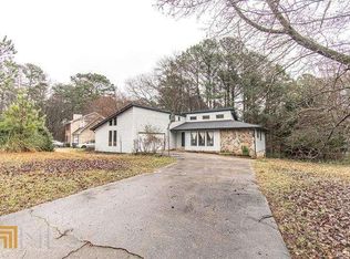 2495 Hammock Ct, Suwanee, GA 30024