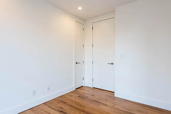 Rented by Nooklyn NYC LLC | media 24