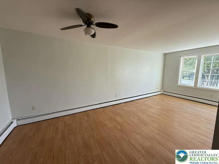 338 Washington Blvd — Photo 9
