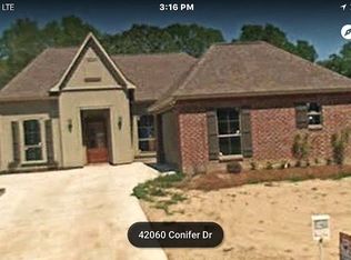 42156 Conifer Dr, Gonzales, LA 70737