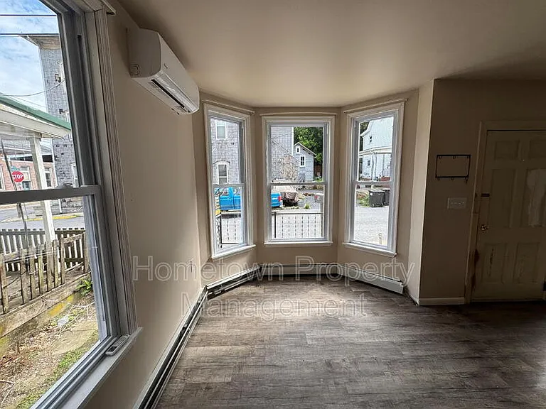 136 Pottsville St #136 — Photo 6